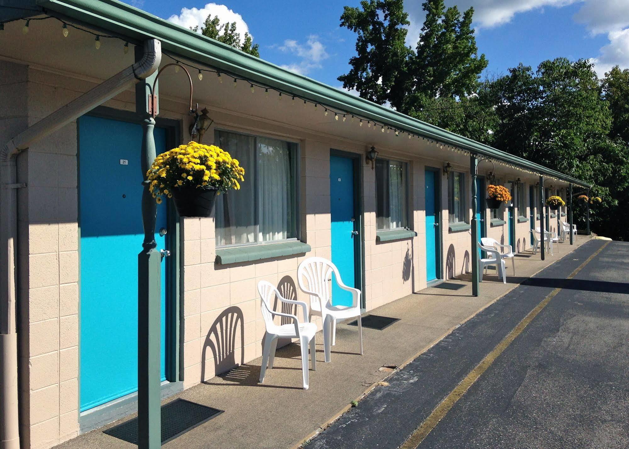Ridgeview Motel Branson Exterior photo